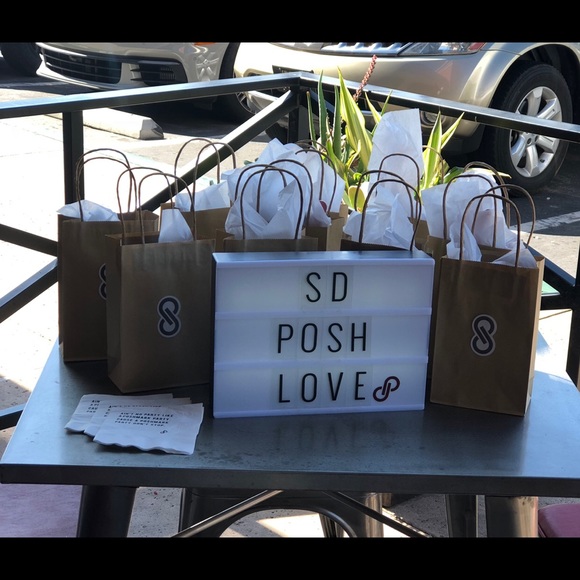 Posh & Sip - New Years Brunch! - Picture 3 of 8